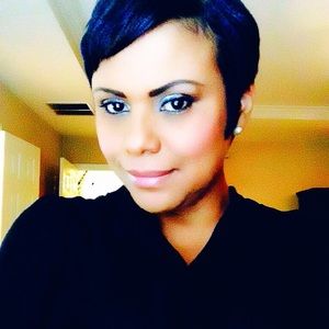 Meet your Posher, Amelia